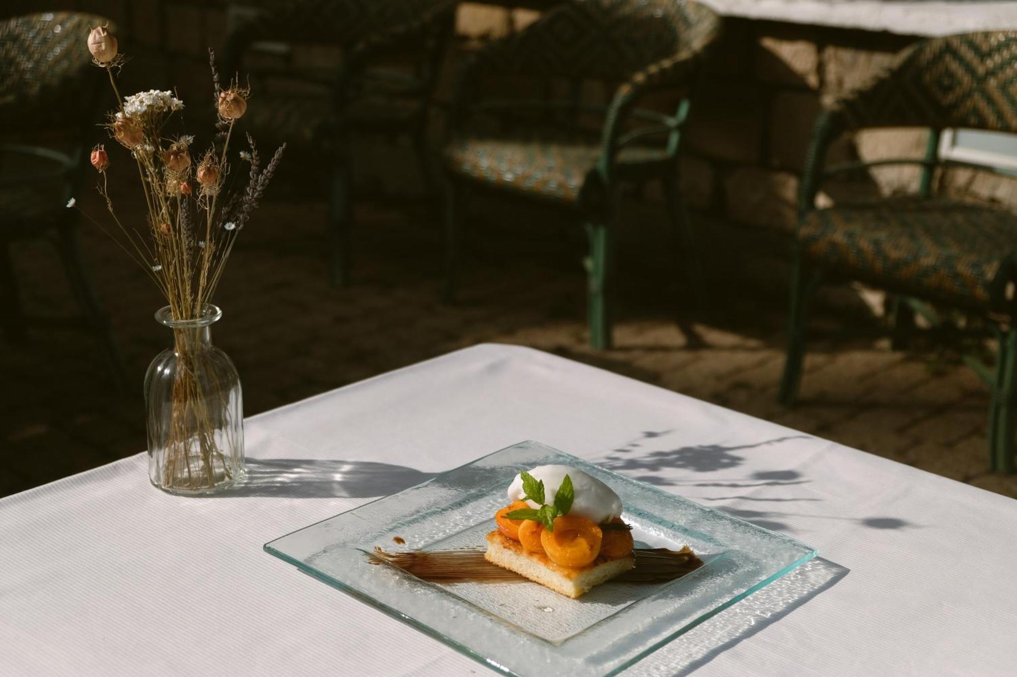 Hostellerie Du Lys Lamorlaye 외부 사진
