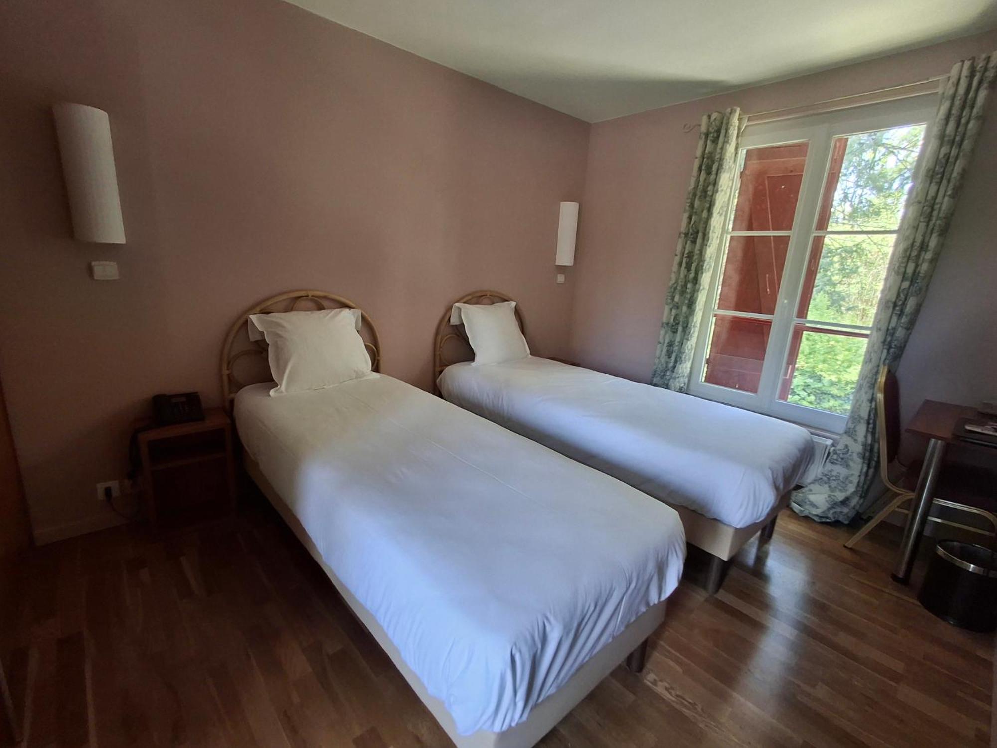 Hostellerie Du Lys Lamorlaye 외부 사진
