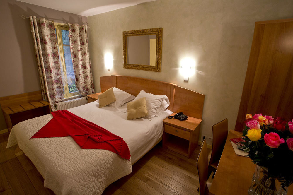 Hostellerie Du Lys Lamorlaye 외부 사진