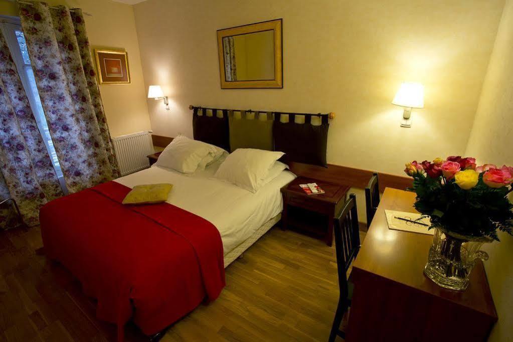 Hostellerie Du Lys Lamorlaye 외부 사진